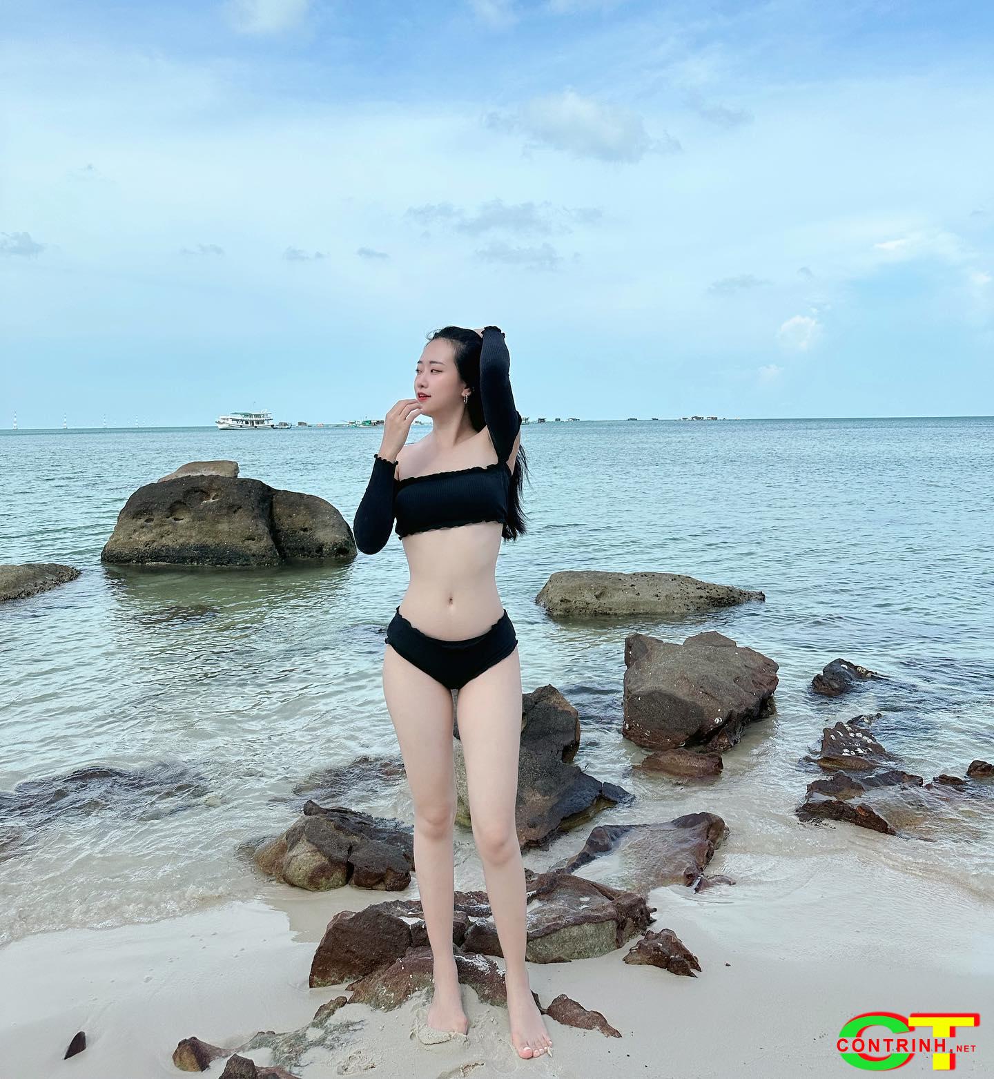 anh-thao-lee-mac-bikini-tao-dang-tren-bai-bien